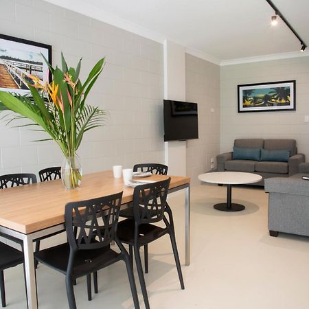 Apartments At 미션비치 외부 사진