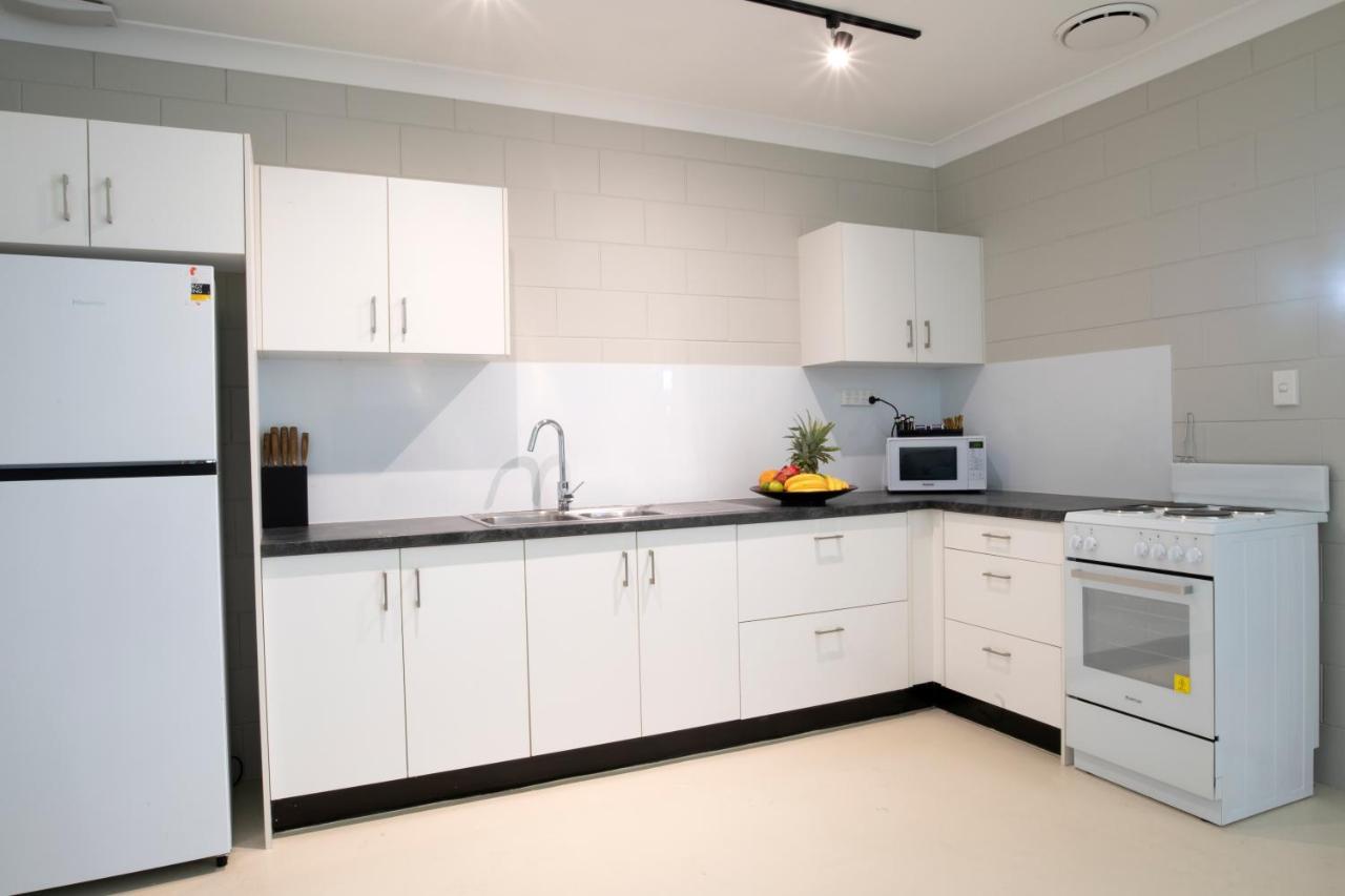 Apartments At 미션비치 외부 사진
